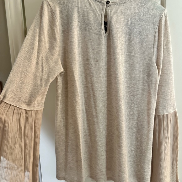 Alter’d State - Beige Blouse with Black Embroidered Flowers - Picture 5 of 6